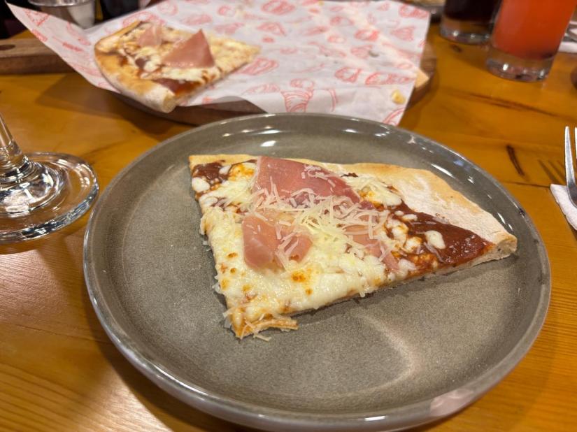 Pizza de Jamón serrano